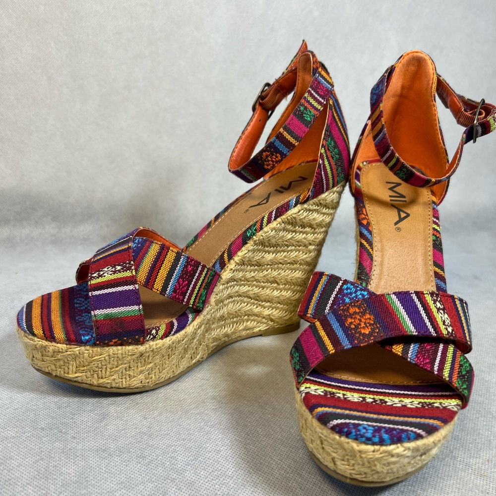 MIA Silvia Wedge Sandal With Ankle Strap- Size 7